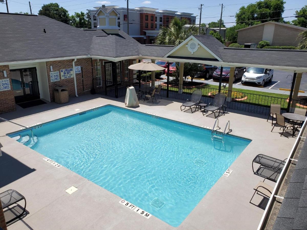 Quality Inn & Suites Lexington Esterno foto