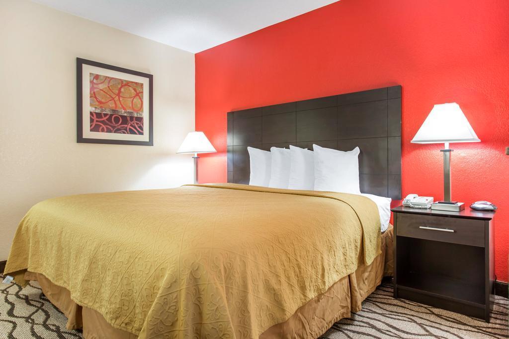 Quality Inn & Suites Lexington Esterno foto