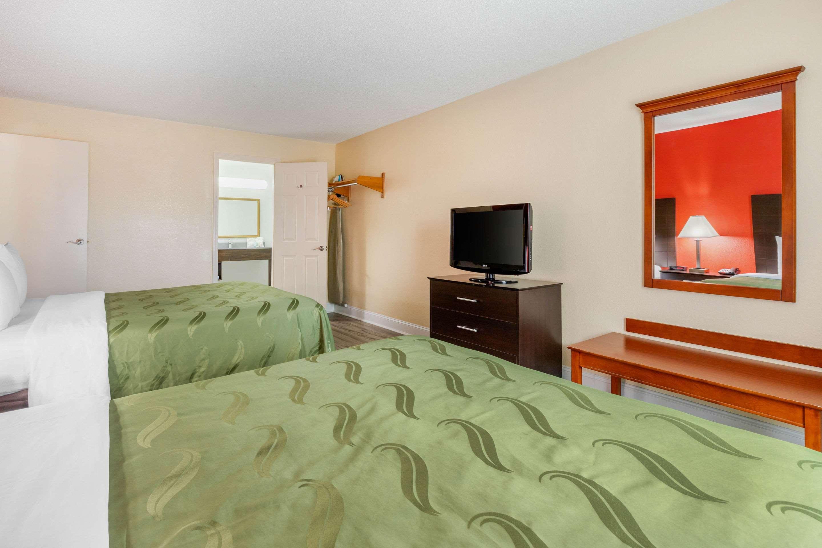 Quality Inn & Suites Lexington Esterno foto