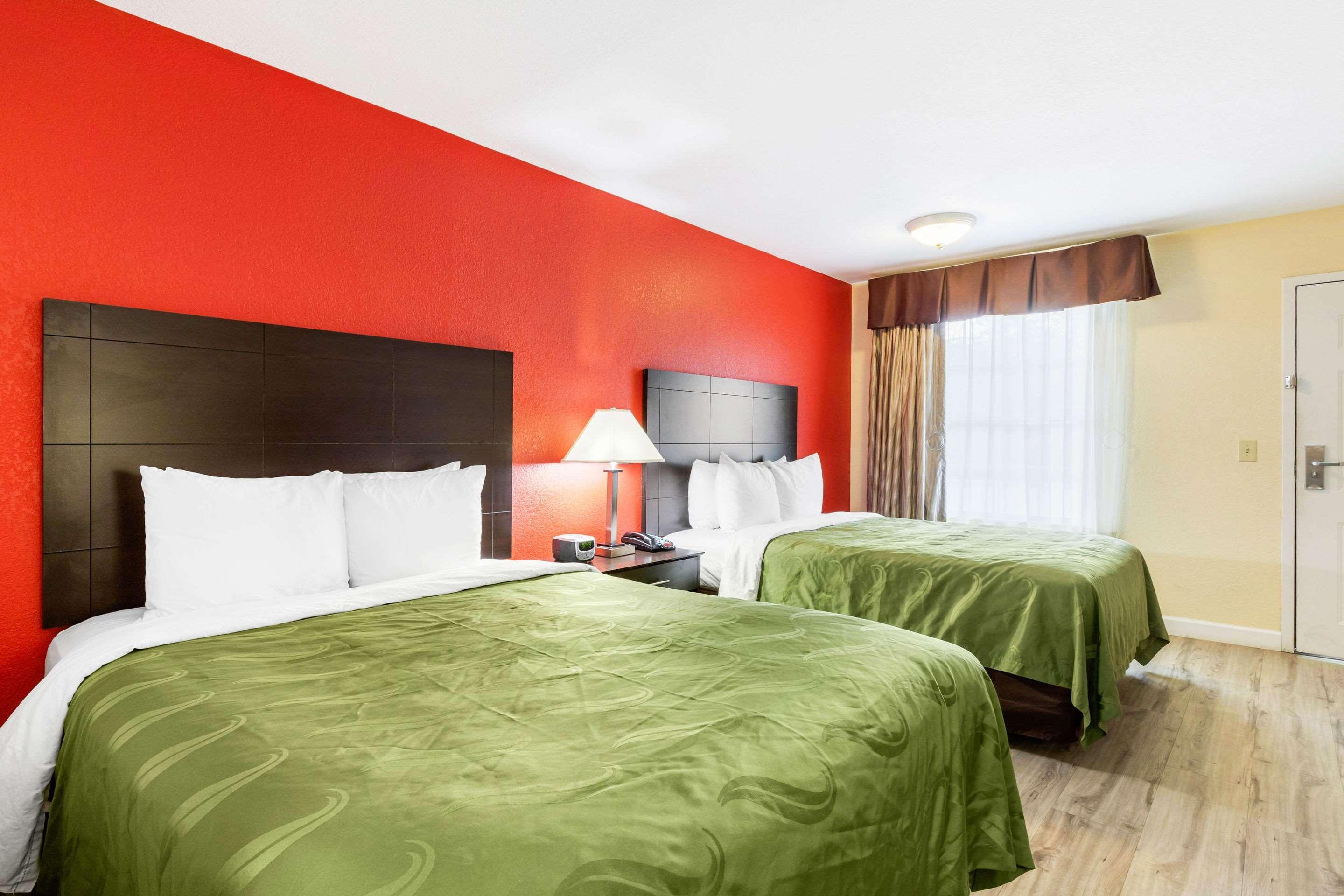 Quality Inn & Suites Lexington Esterno foto