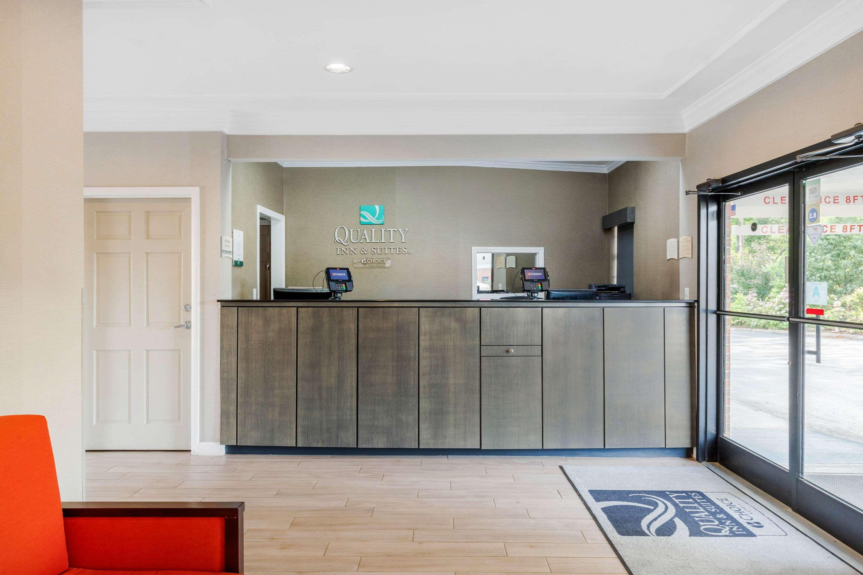 Quality Inn & Suites Lexington Esterno foto
