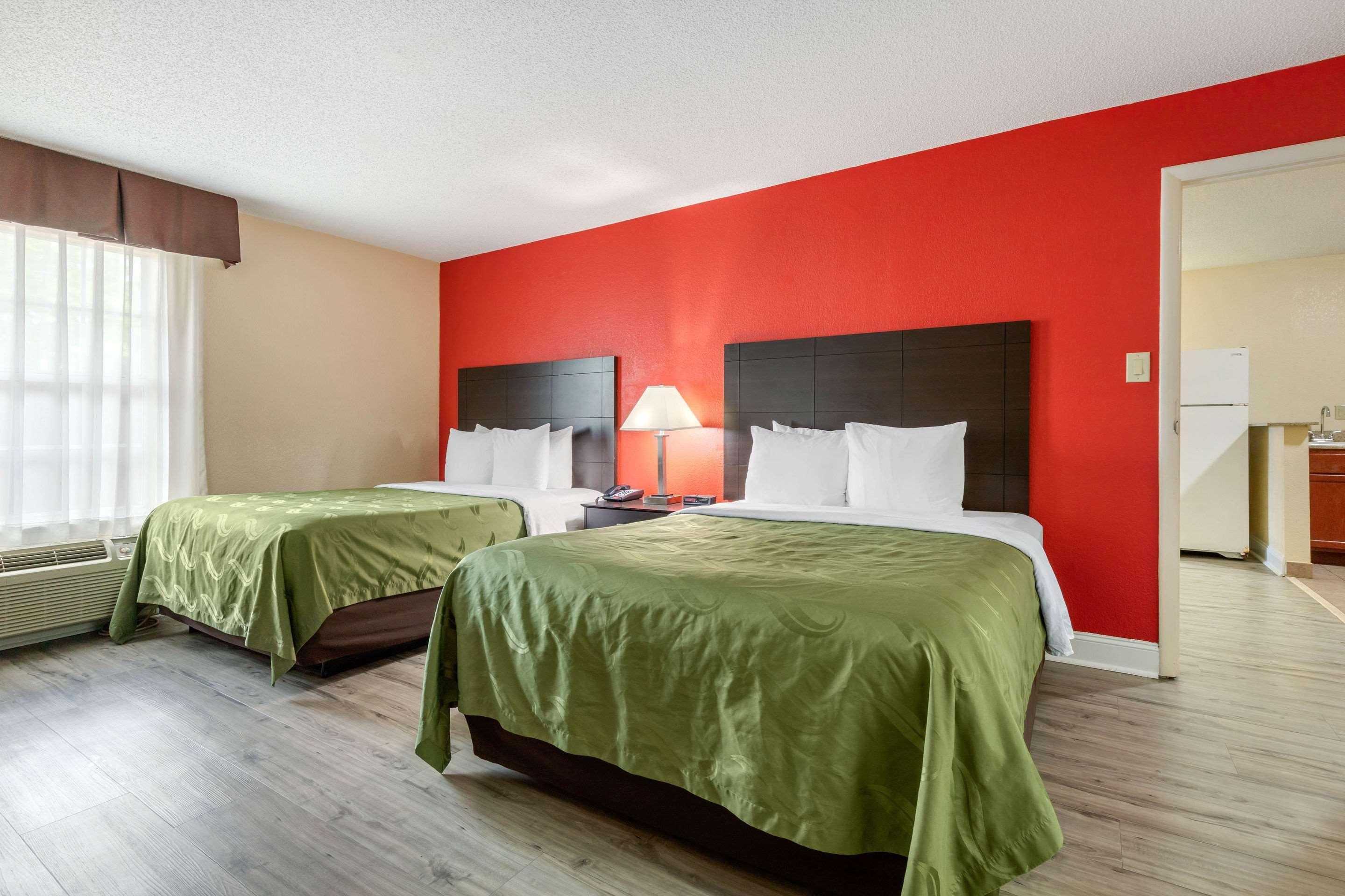 Quality Inn & Suites Lexington Esterno foto