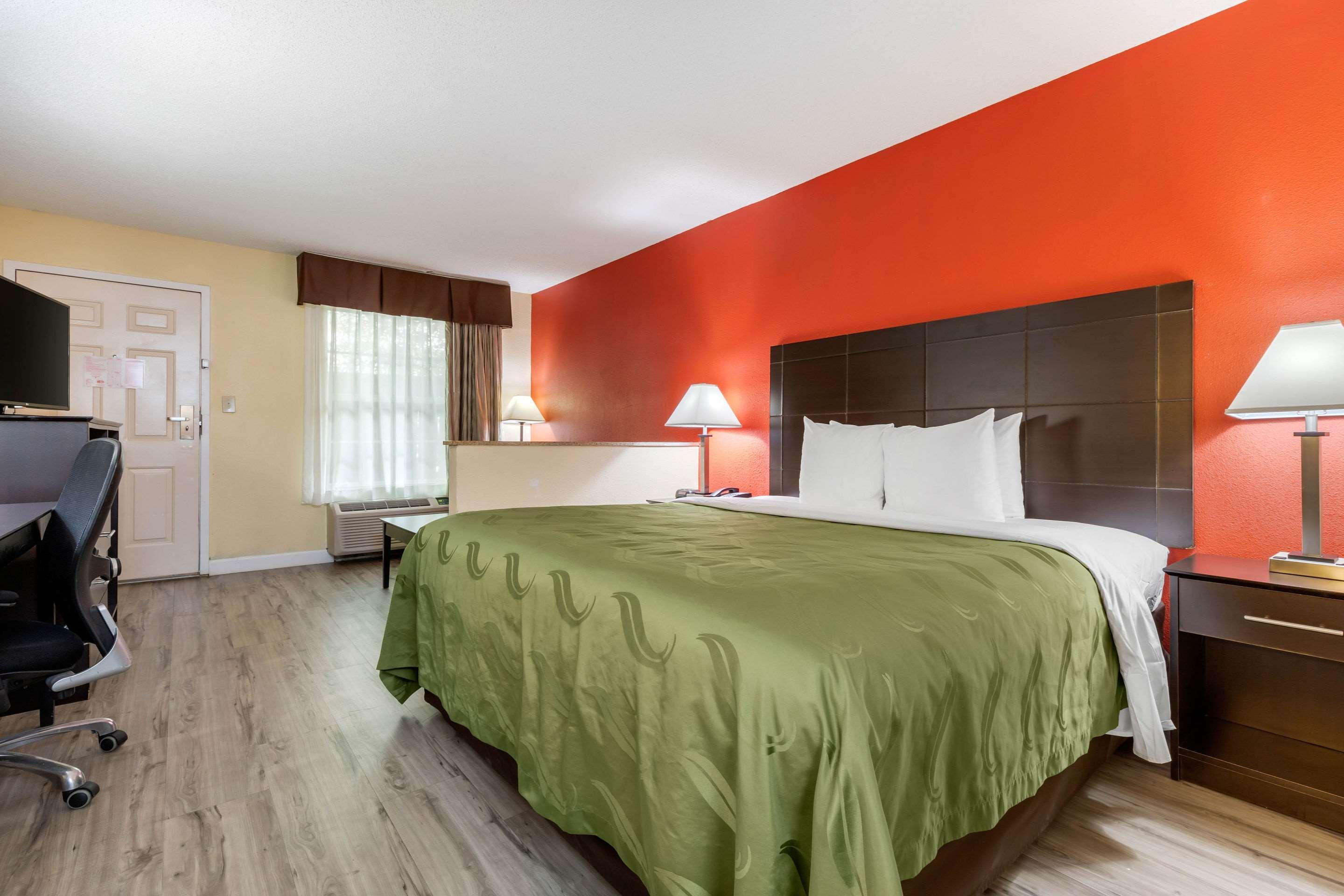 Quality Inn & Suites Lexington Esterno foto