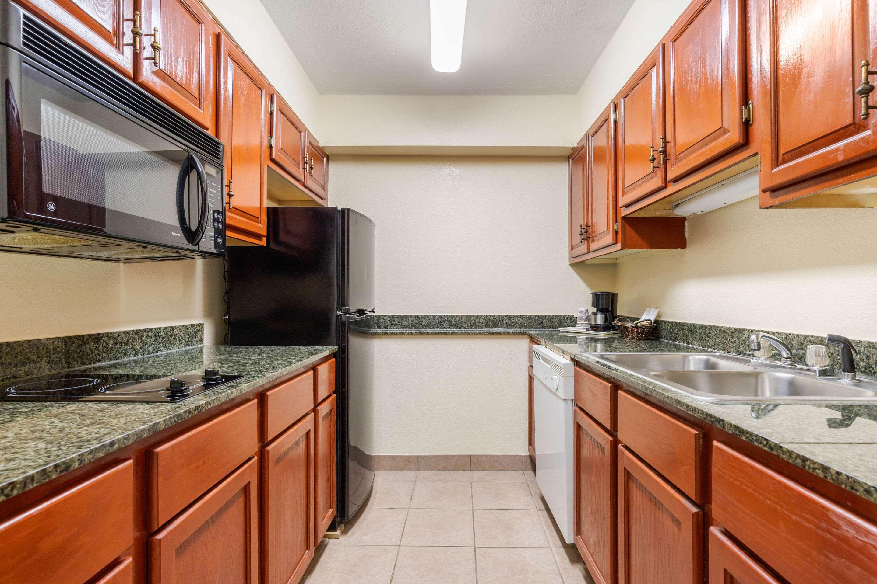 Quality Inn & Suites Lexington Esterno foto