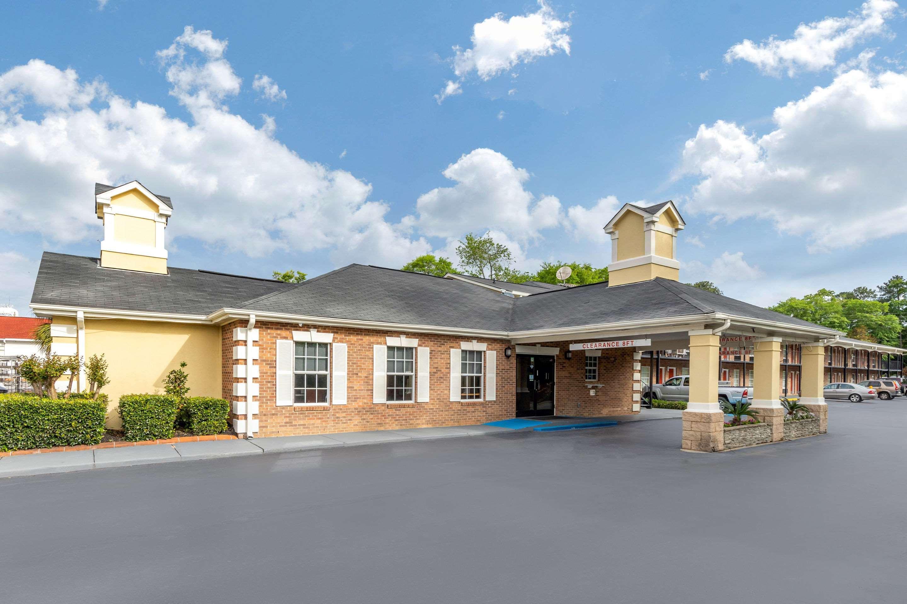 Quality Inn & Suites Lexington Esterno foto