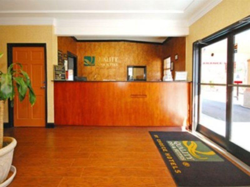 Quality Inn & Suites Lexington Esterno foto