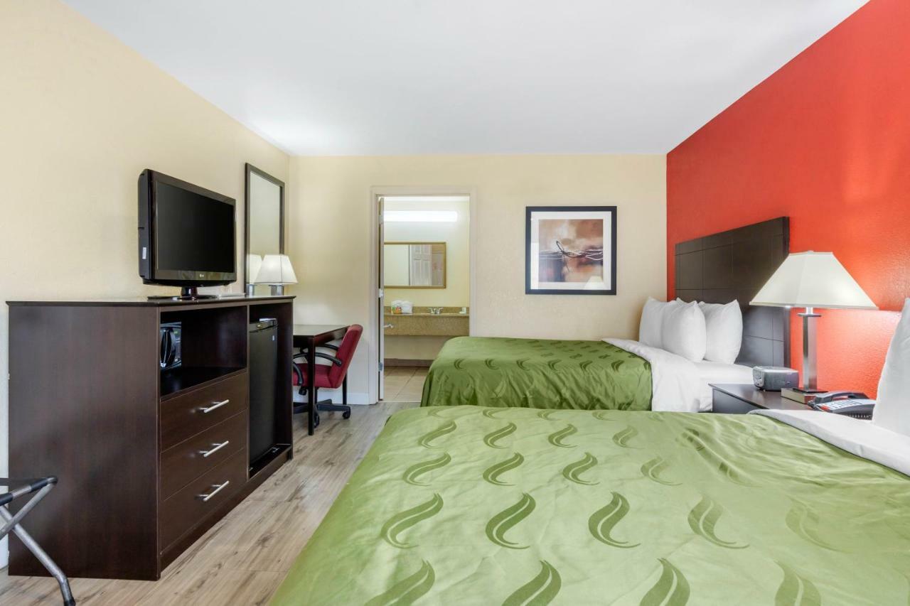 Quality Inn & Suites Lexington Esterno foto