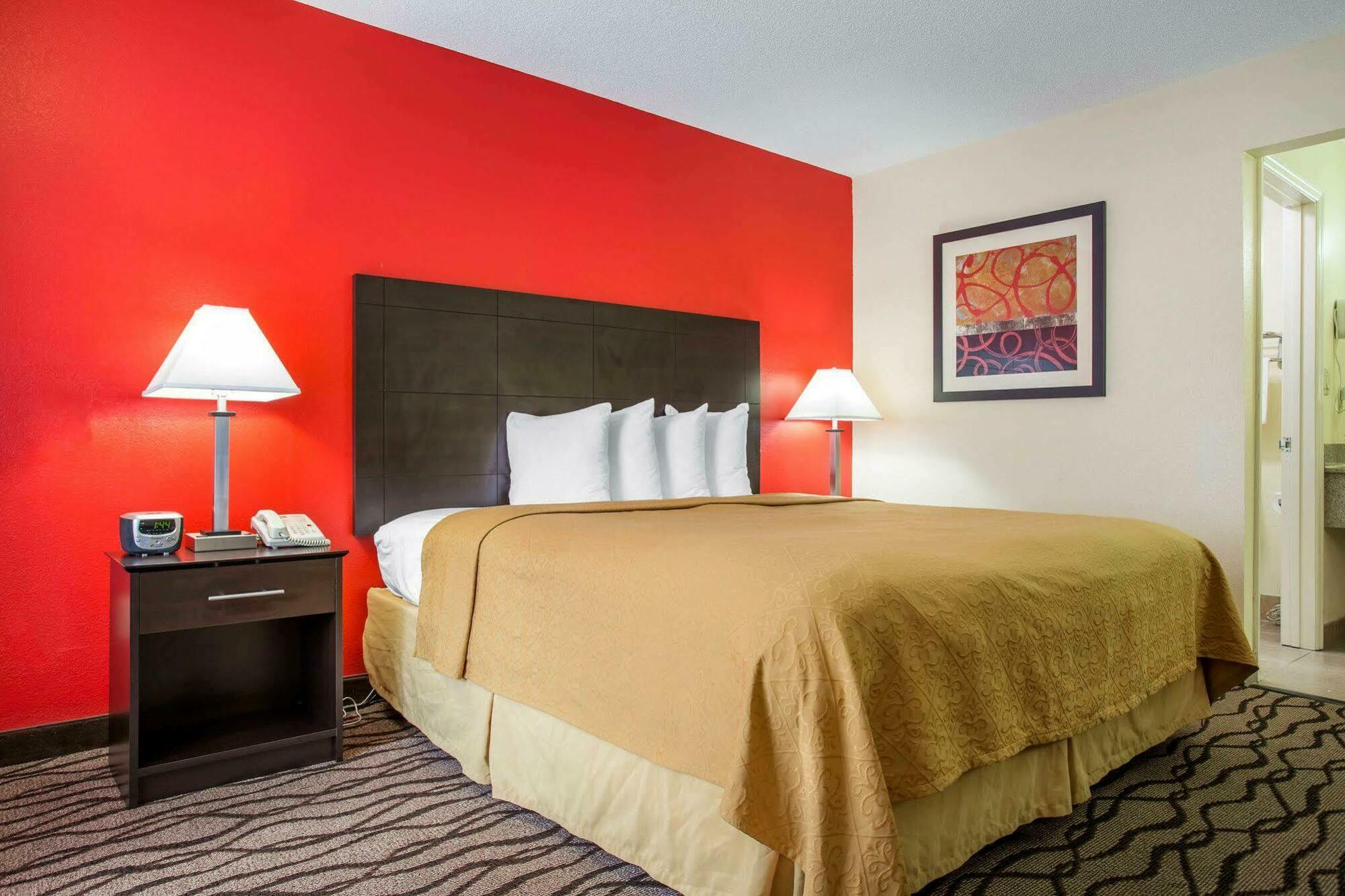 Quality Inn & Suites Lexington Esterno foto